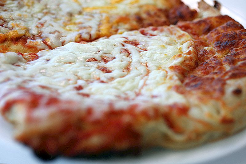 Milline külm pitsa valitseb kõrgeimat? Me panime 6 pirukaid maitsekontrollile, et teada saada