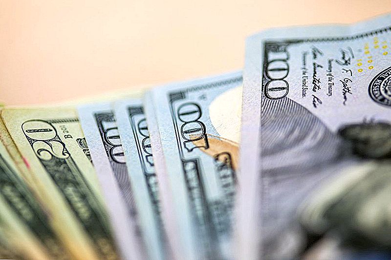 12 måder at spare penge på og tilføje $ 5K til din bankkonto i år