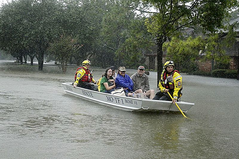 FEMA Adakah Mempekerjakan Rep untuk Membantu Mangsa Hurricane Harvey. Inilah Cara Memohon