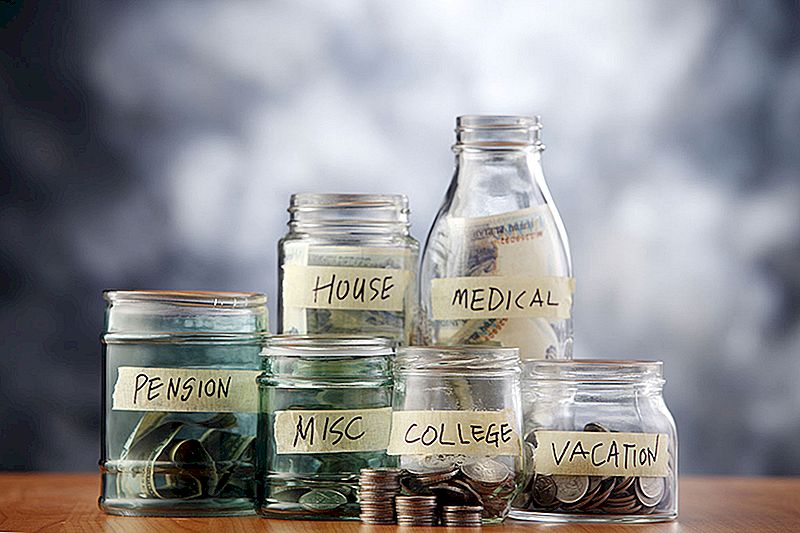 At have meget i besparelser kan hjælpe dig med at overleve en finansiel nødsituation