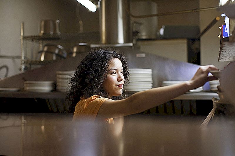 Lūk, kā Oregonas jaunais likums aizsargā darba ņēmējus restorānu nozarē