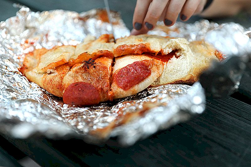 Glem Hotdogs og S'mores - 6 Billige (men helt yummy) Campfire Opskrifter