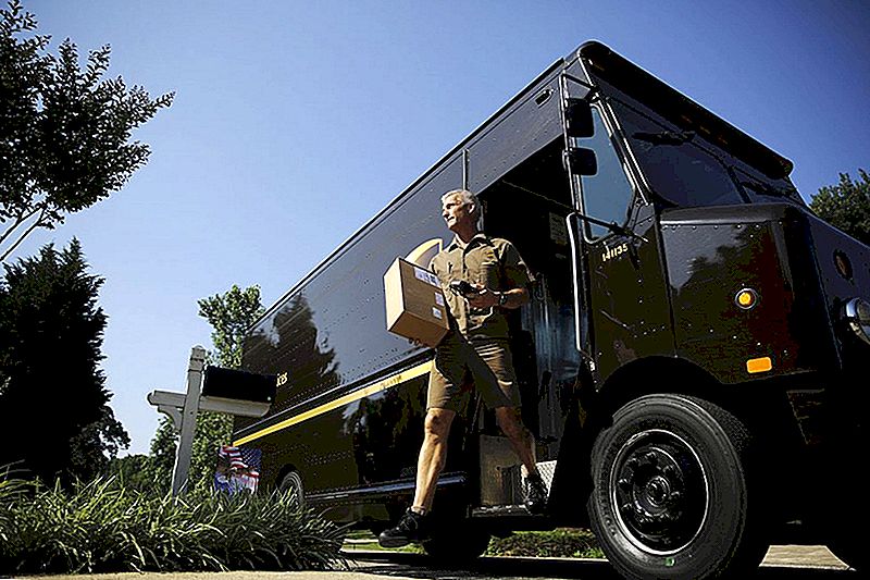 UPS sta assumendo circa 95.000 persone per dare una mano durante le vacanze