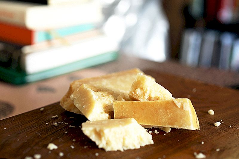 Jūsu Parmesan siers ir iespējams zāģētais. Lūk, kā atrast reālu stuff