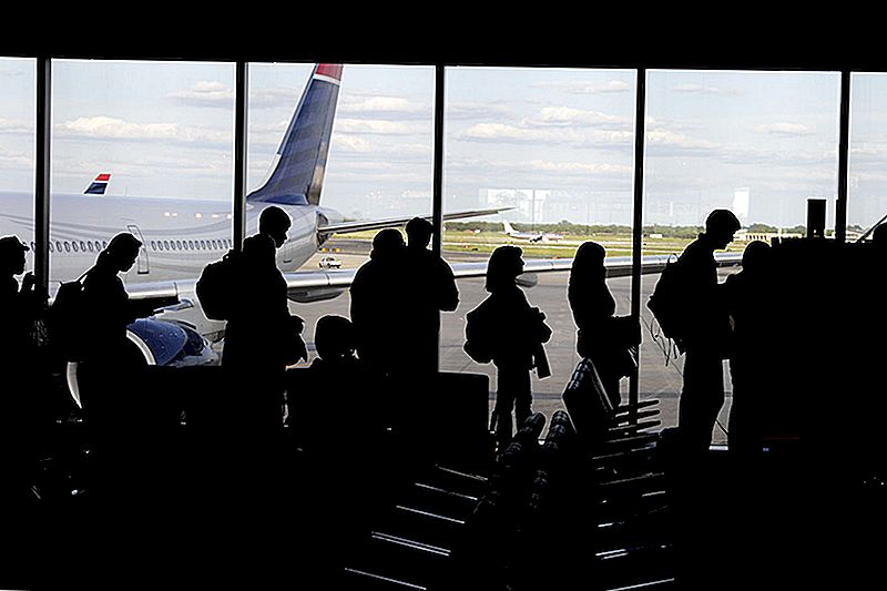 Hvordan en familie gik væk med $ 11K efter Delta Overbooked sin flyvning