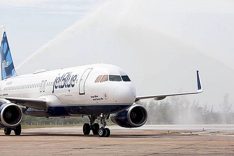 JetBlue izsniedz 1000 bezmaksas lidojumus nodokļu maksātājiem, kuri ir parādā šogad