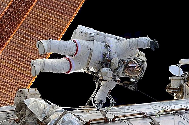 NASA vil betale dig $ 30K, hvis du kan finde ud af hvad du skal gøre med Space Poop