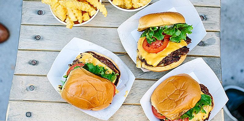 Tawaran ini adalah Flippin 'Great: Shake Shack Memberi Away Burger Percuma