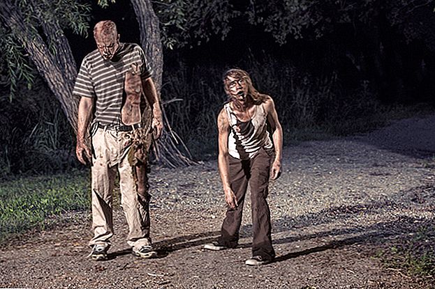 Soovitud: 700 zombie hirmutada päevareid väljaspool teemapargi külastajaid