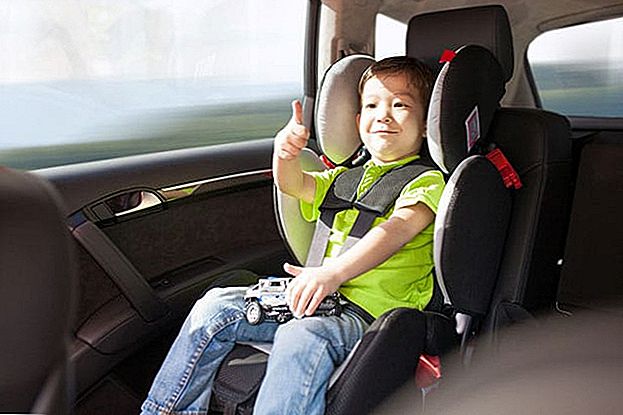 Kā ietaupīt naudu automašīnas sēdeklī, neapdraudot bērna drošību - Nauda