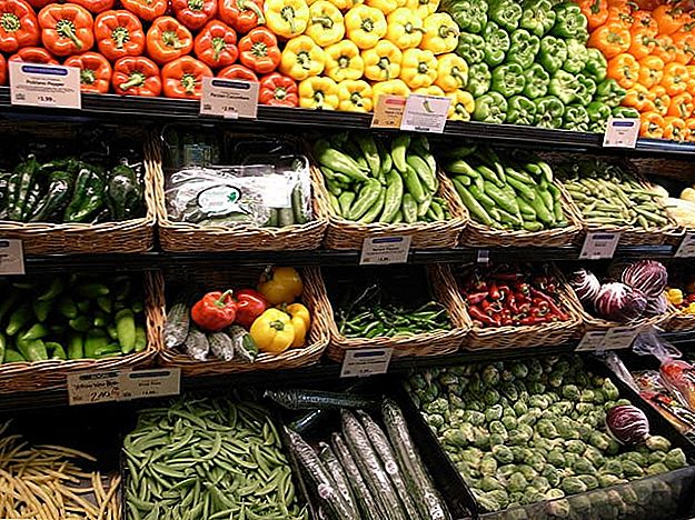Køb på Whole Foods? Brug denne kupon til at spare $ 5 på frugter og grøntsager