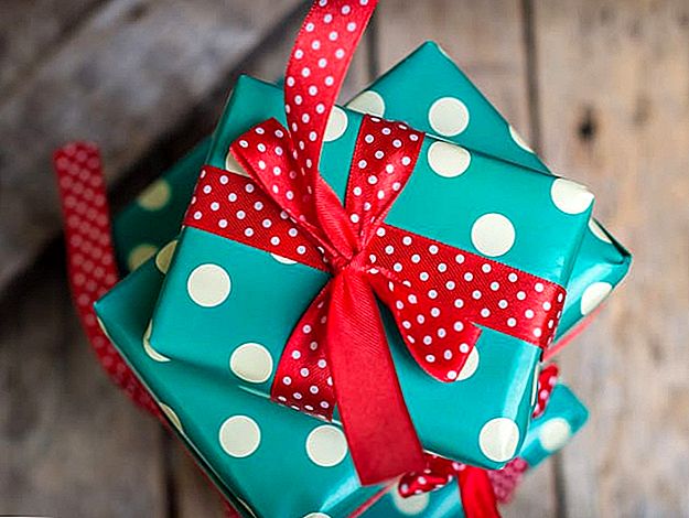Vuoi comprare regali e restituire? Dai un'occhiata a questi 14 regali caritatevoli sotto $ 25