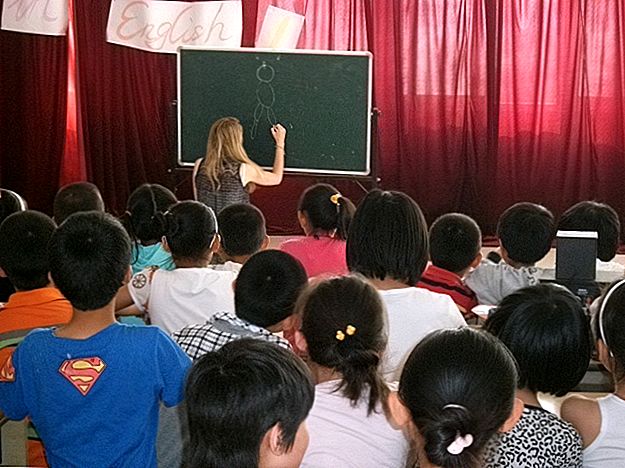 Come insegnare l'inglese in Cina ha aiutato una donna a risparmiare $ 2000